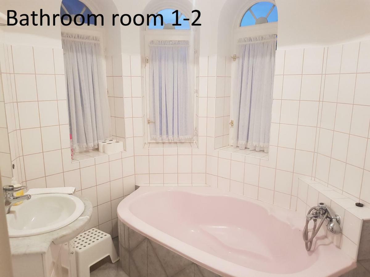 Zoli Apartmanok-Zoli Koelcsey 19 Villa Hajdúszoboszló Buitenkant foto